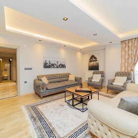 Comfy Flat With Balcony Close To Konyaalti Beach *